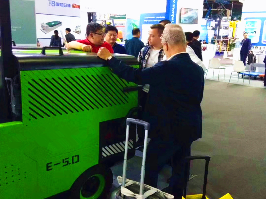 CeMAT Asia 2019 铁镍电动叉车 (8)_副本